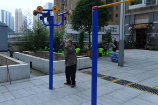 新增570件健身器材，花果園居民家門口變身“運(yùn)動(dòng)中心”