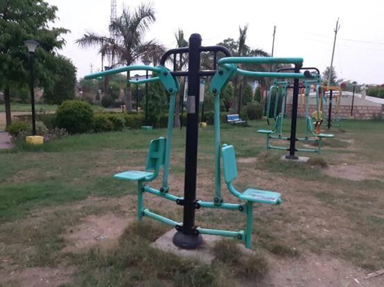 印度公園健身器材自行活動(dòng)引關(guān)注，警方解釋為運(yùn)動(dòng)器材自然運(yùn)作