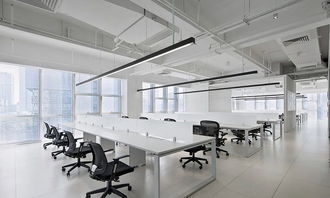 極簡辦公室設(shè)計(jì) 簡潔大方的空間與圖文設(shè)計(jì)